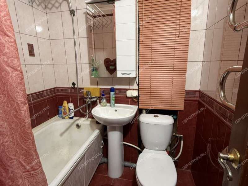 однокомнатная квартира на Школьной улице дом 2 посёлок Ждановский