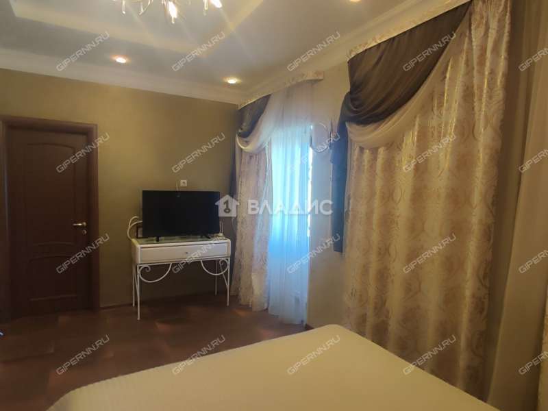 дом на Садовой улице посёлок Буревестник