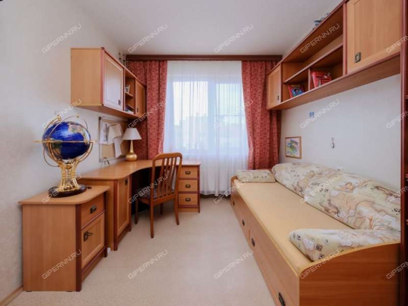 трёхкомнатная квартира на улице Янки Купалы дом 42