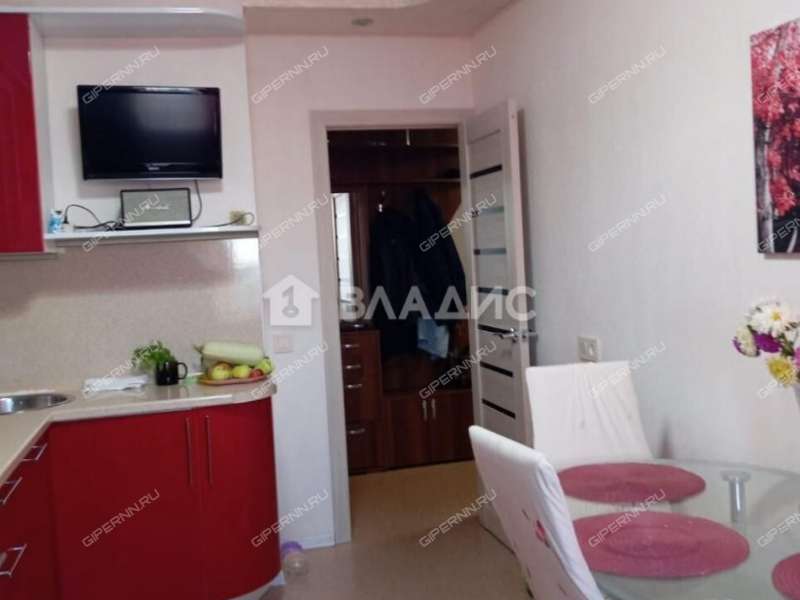 двухкомнатная квартира на улице Родионова дом 167 к1