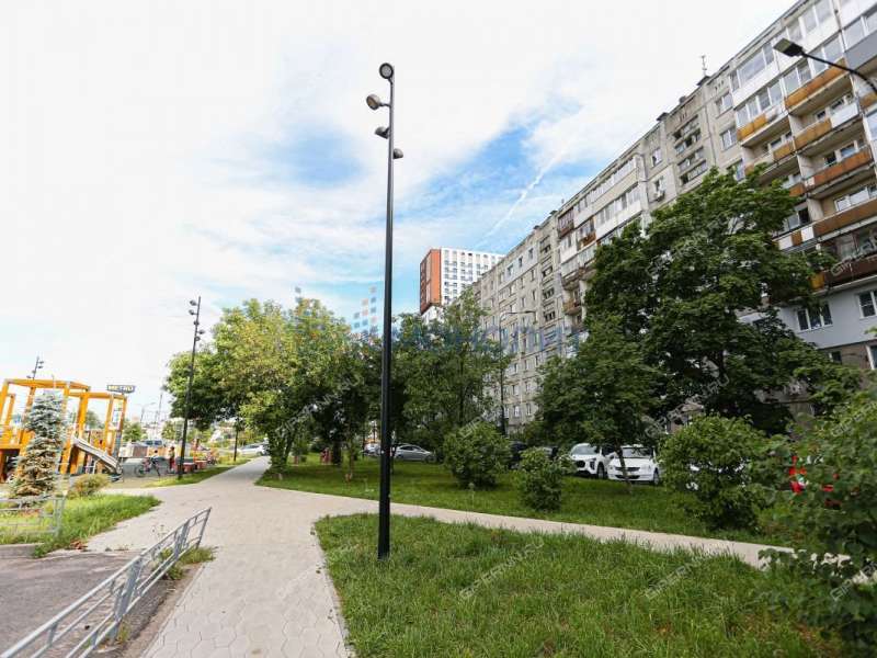 трёхкомнатная квартира на Мещерском бульваре дом 2