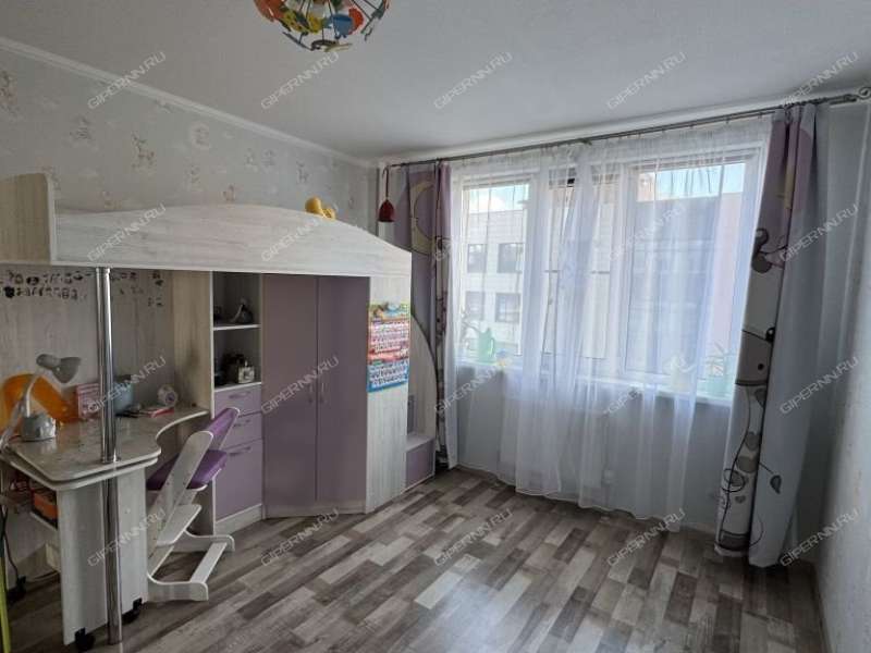 трёхкомнатная квартира на Краснозвёздной улице дом 31