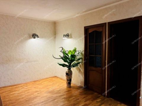 3-komnatnaya-ul-geroya-shnitnikova-d-2 фото