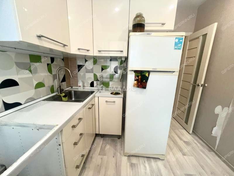 трёхкомнатная квартира на улице Маршала Голованова дом 13