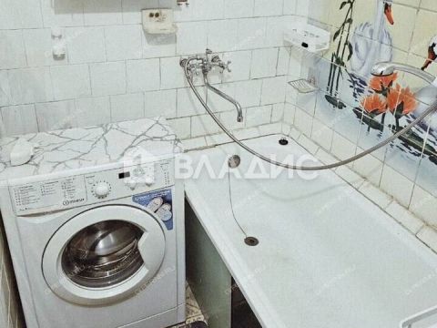 2-komnatnaya-prosp-busygina-d-30 фото