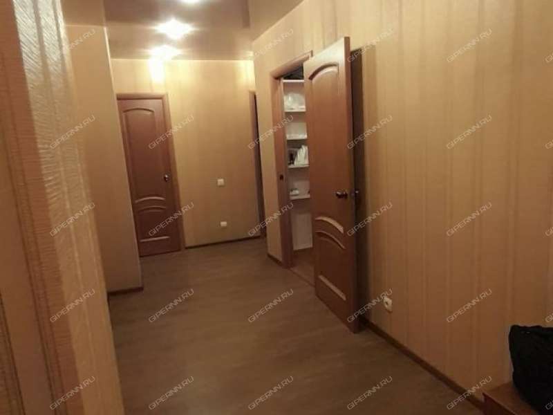 трёхкомнатная квартира на Ошарской улице дом 98