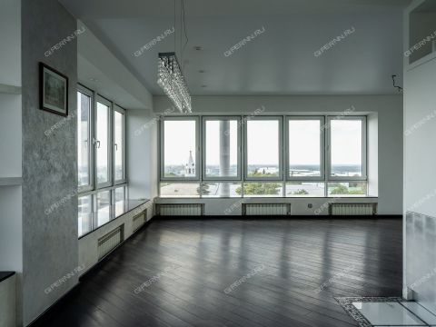 4-komnatnaya-ul-minina-d-1a фото