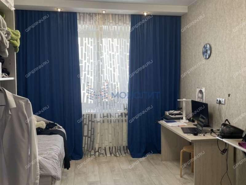 трёхкомнатная квартира на улице Коминтерна дом 139