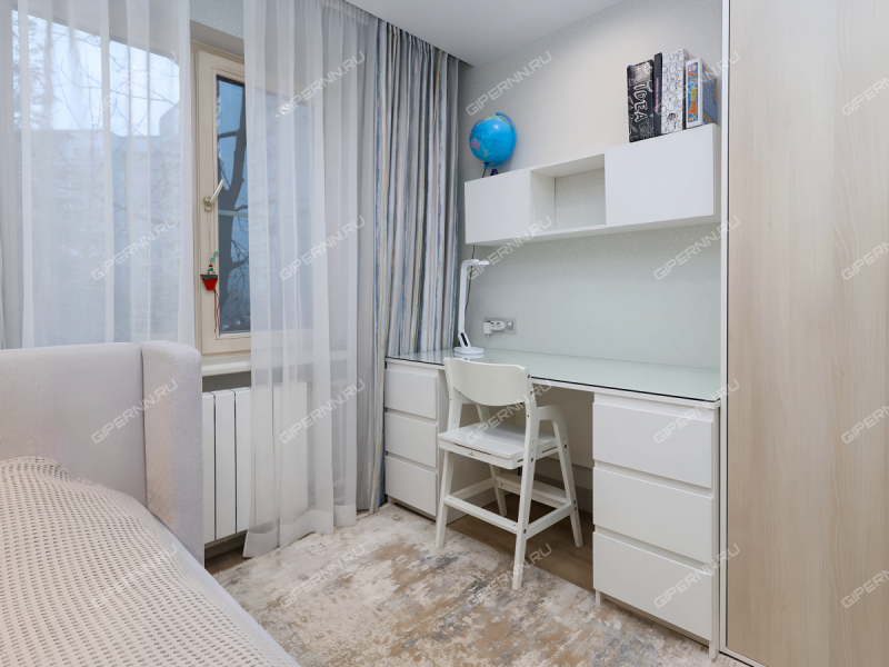 трёхкомнатная квартира на Волжской набережной дом 11