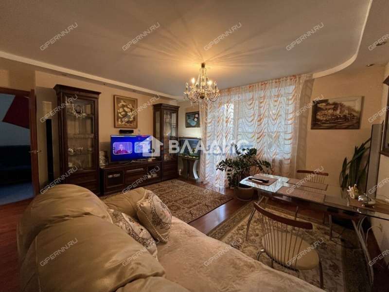 трёхкомнатная квартира на Южном шоссе дом 28 к2