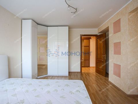 4-komnatnaya-ul-maksima-gorkogo-d-113-30 фото