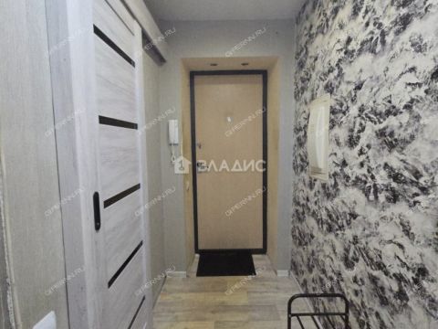 1-komnatnaya-ul-geroya-yuriya-smirnova-d-19 фото