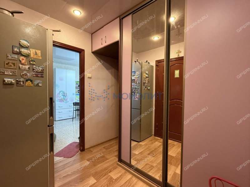 двухкомнатная квартира на проспекте Бусыгина дом 48