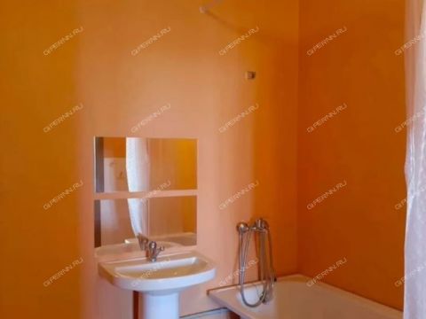 2-komnatnaya-ul-pervocvetnaya-d-8 фото
