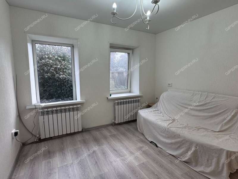 дом на Первомайская ул. деревня Подвалиха