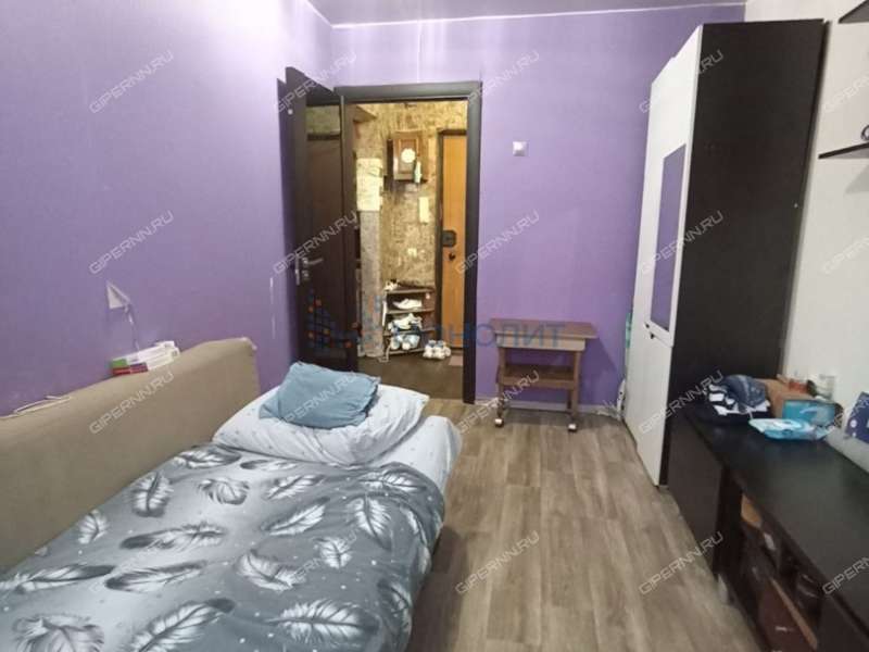 трёхкомнатная квартира на Перекопской улице дом 10