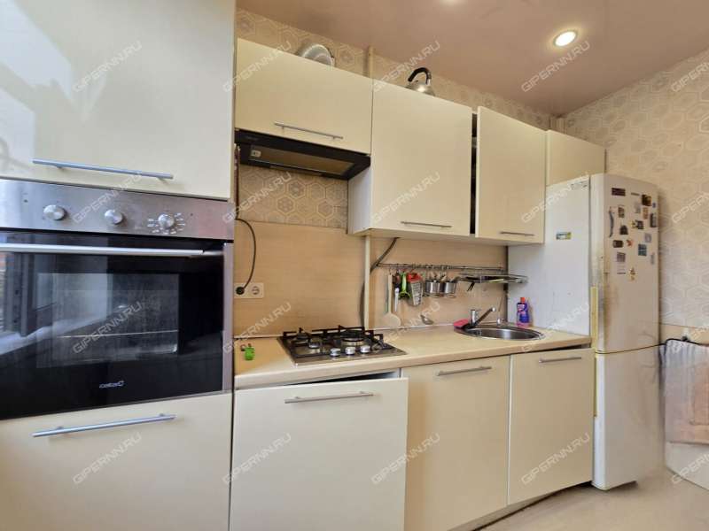 трёхкомнатная квартира на улице Володарского дом 7