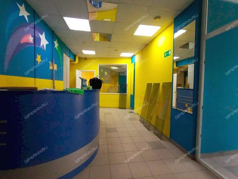 помещение под торговую площадь на Полтавская ул., д.11