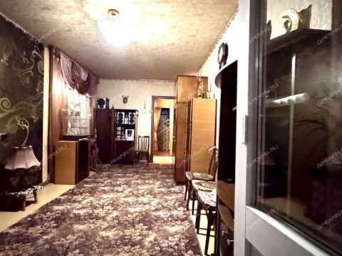 3-komnatnaya-ul-strokina-d-19 фото