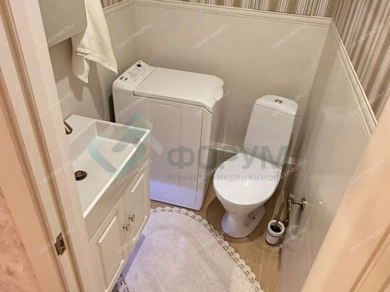 трёхкомнатная квартира на Мещерском бульваре дом 9