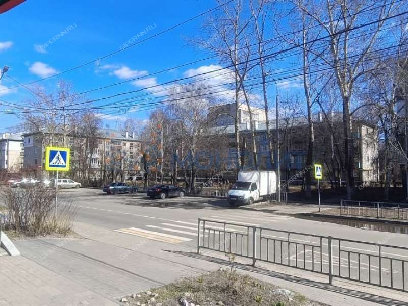 помещение под офис, торговую площадь на Путейской улице