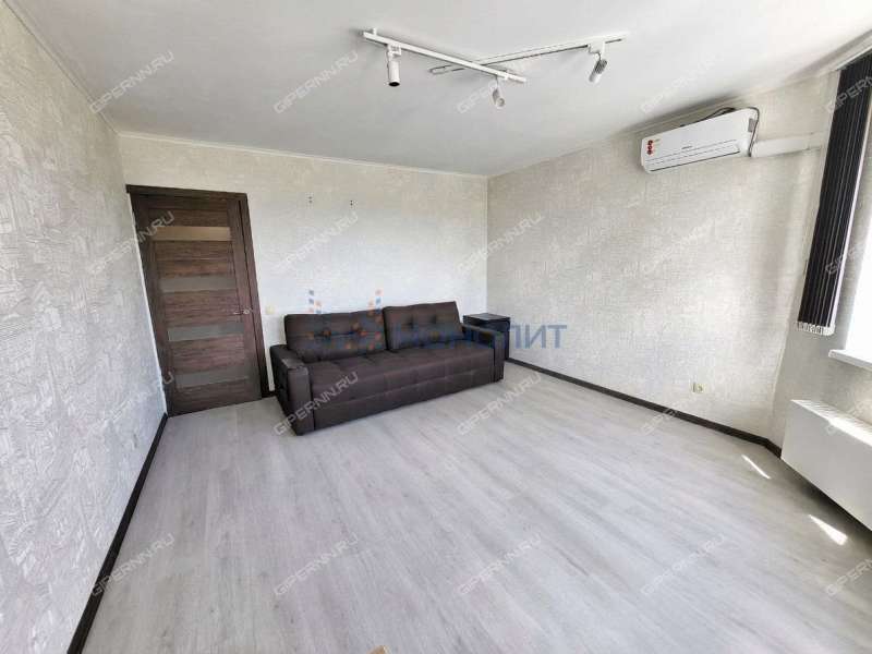 однокомнатная квартира на Украинской улице дом 48