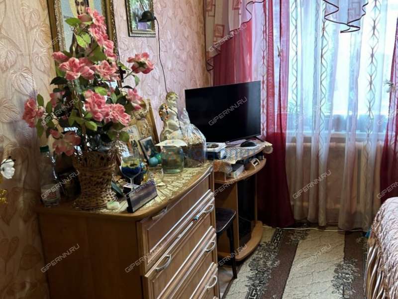 дом на улице Серова рабочий посёлок Горбатовка