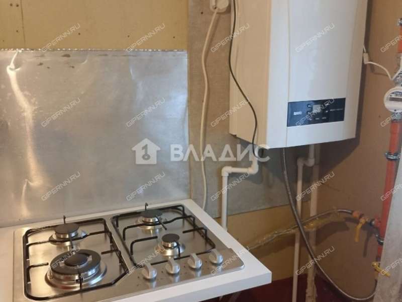 дом на улице Советская село Безводное