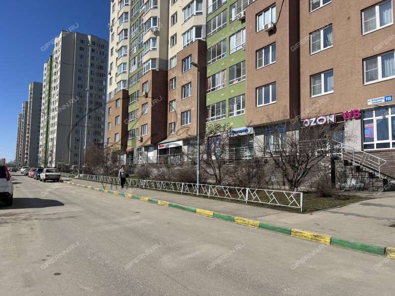 помещение под торговую площадь на улице Академика Сахарова