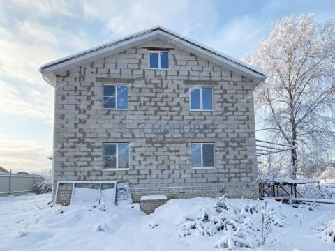 dom-rabochiy-poselok-reshetiha-volodarskiy-rayon фото