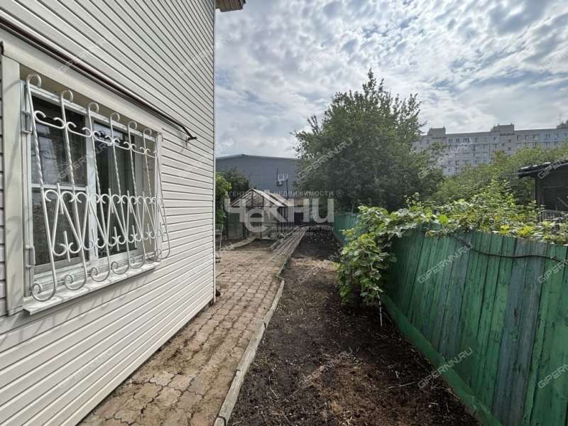 дом на улице Молодая Гвардия