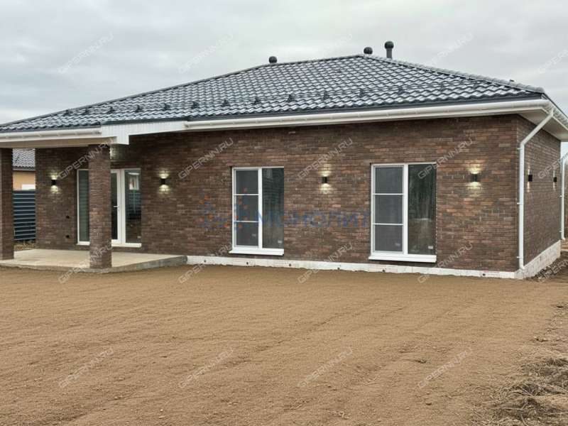 дом на улице Вячеслава Борисова село Безводное