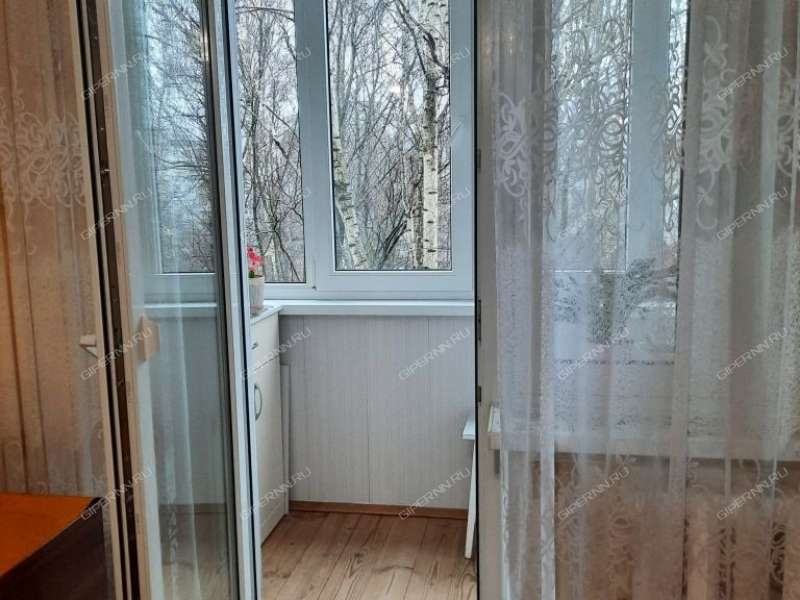 комната в доме 2 на улице Героя Советского Союза Усилова