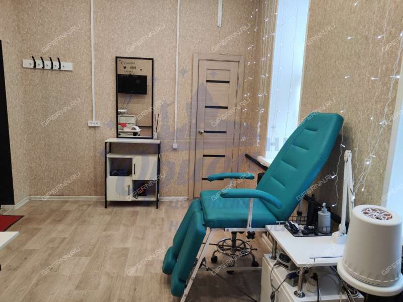 помещение под помещение свободного назначения на улице Героя Рябцева