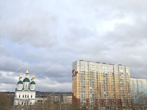 3-komnatnaya-ul-geroya-shnitnikova-d-8 фото