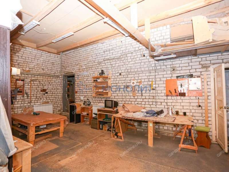 дом на улице Вали Котика