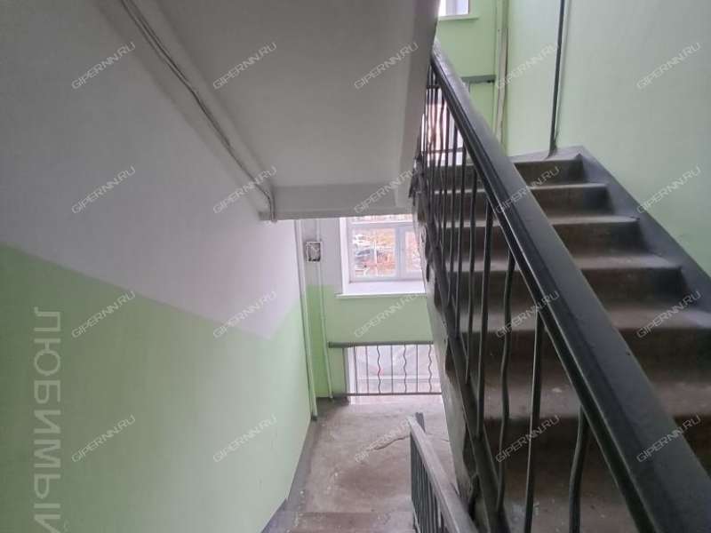 трёхкомнатная квартира на улице Искры дом 1