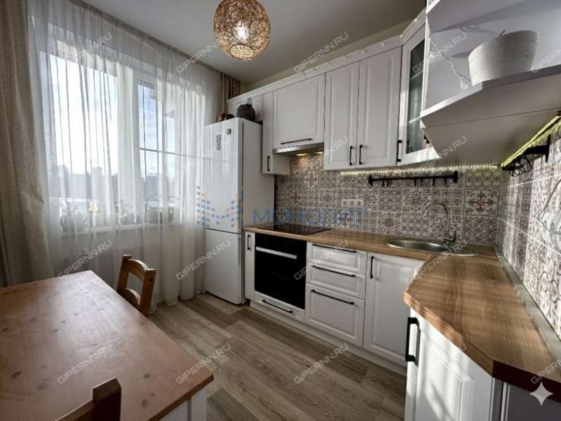 однокомнатная квартира на улице Июльских Дней дом 1 к2