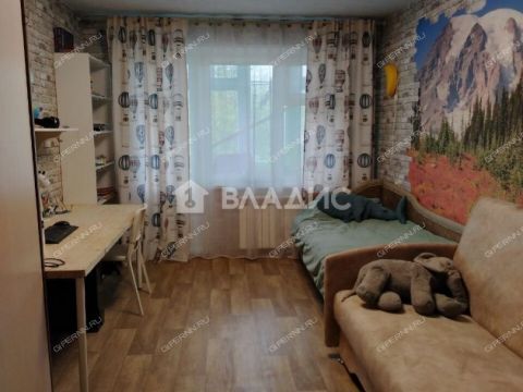 4-komnatnaya-ul-strokina-d-16b фото