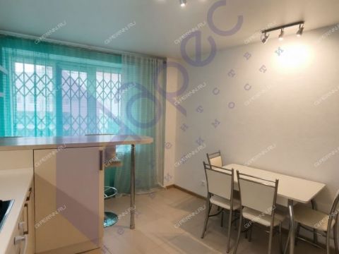 3-komnatnaya-ul-rodionova-d-193-k3 фото