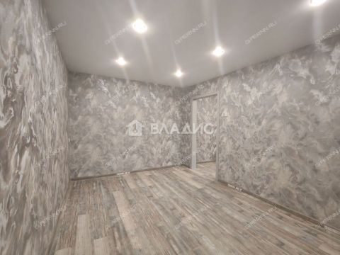 2-komnatnaya-ul-geroya-sovetskogo-soyuza-usilova-d-2 фото