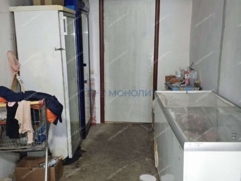 здание под торговую площадь, производственную площадь на - село Слободское