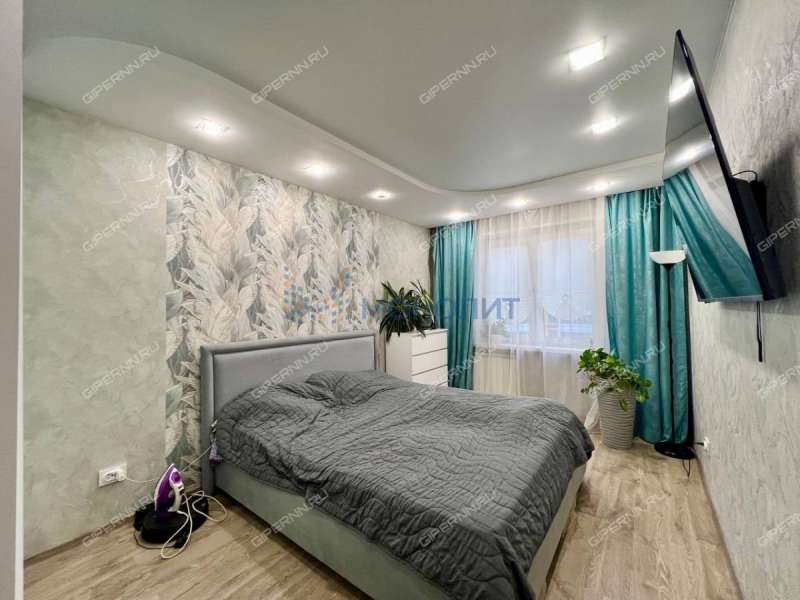 четырёхкомнатная квартира на улице Зайцева дом 13