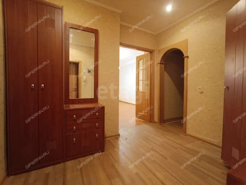 трёхкомнатная квартира на улице Чаадаева дом 19