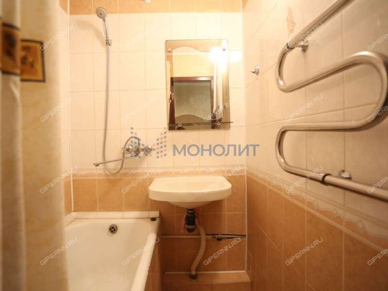 трёхкомнатная квартира на Мончегорской улице дом 6 к1