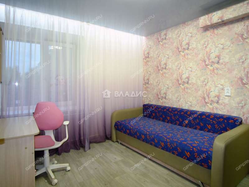 трёхкомнатная квартира на улице Строкина дом 15