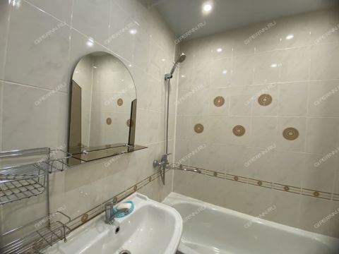 2-komnatnaya-ul-admirala-makarova-d-7-1 фото