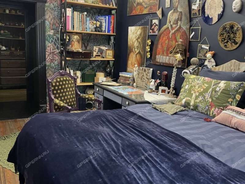 четырёхкомнатная квартира на улице Воровского дом 24