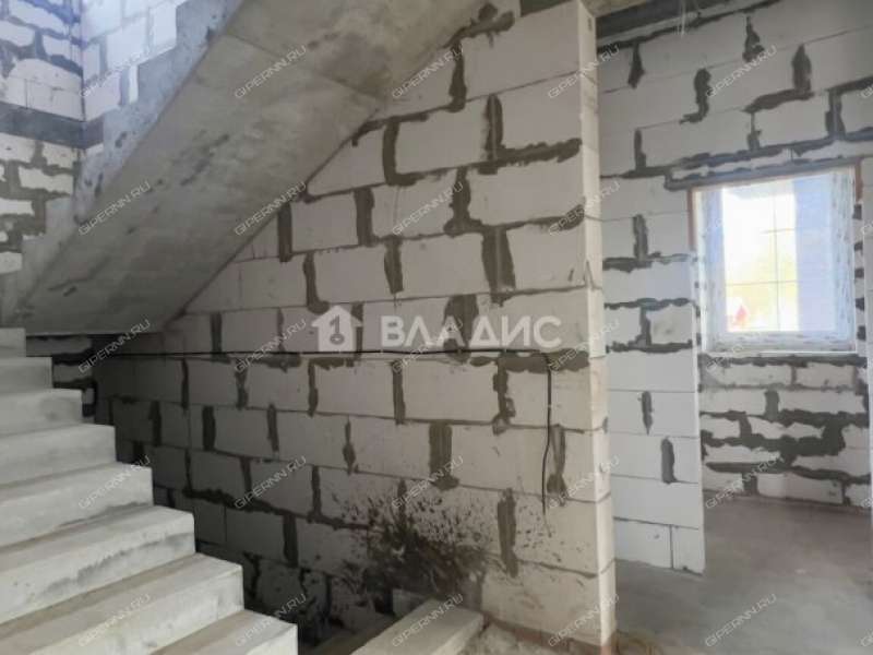 дом на улице Катукова город Бор