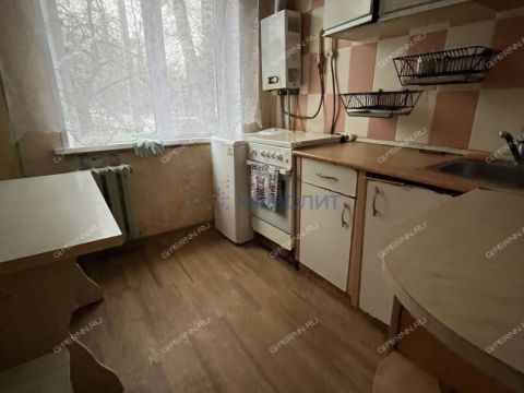 4-komnatnaya-ul-mechnikova-d-45 фото